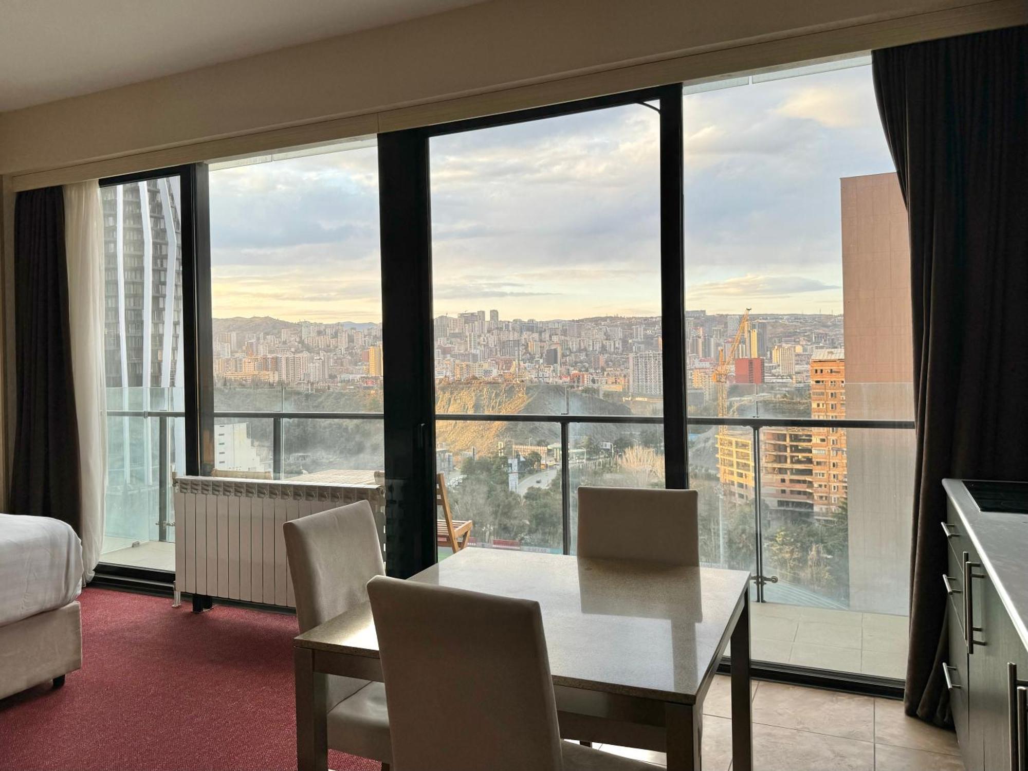 Full Comfort Apartment At Chavchavadze 트빌리시 외부 사진