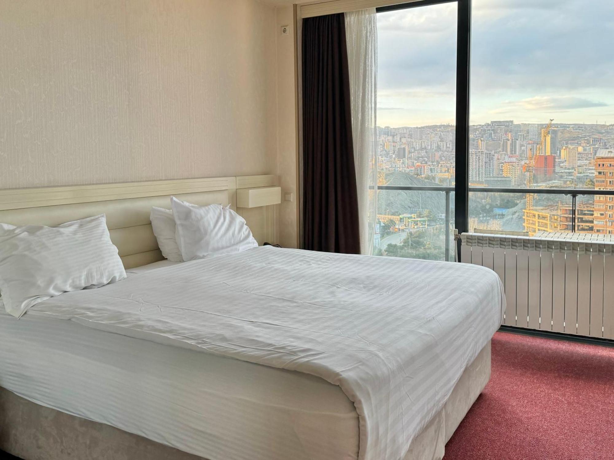 Full Comfort Apartment At Chavchavadze 트빌리시 외부 사진