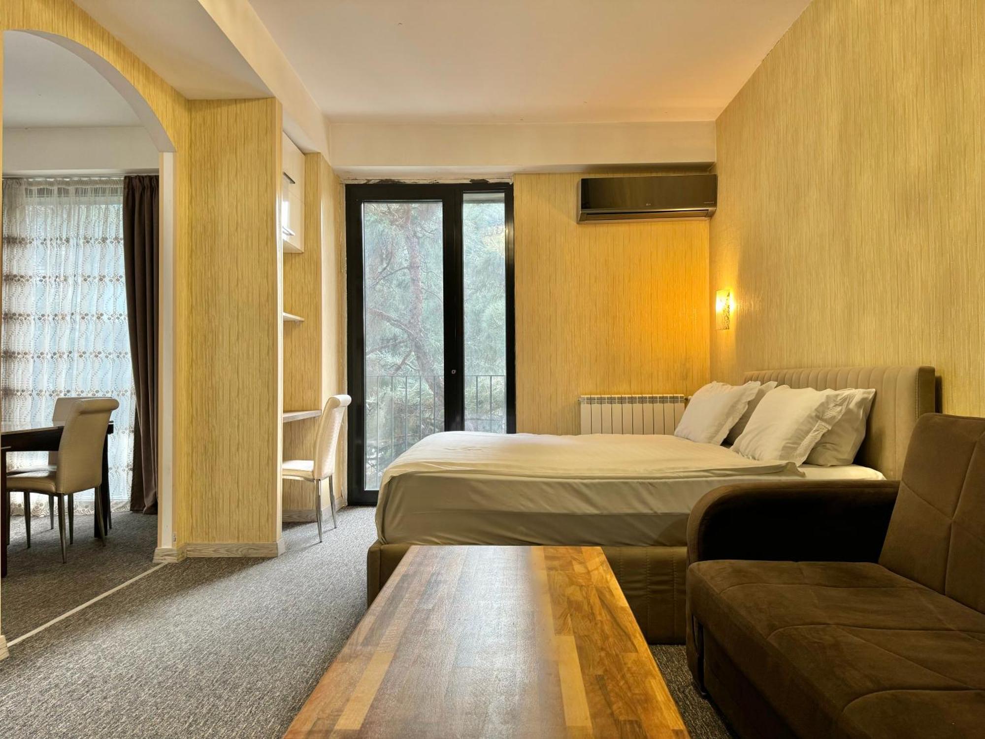 Full Comfort Apartment At Chavchavadze 트빌리시 외부 사진