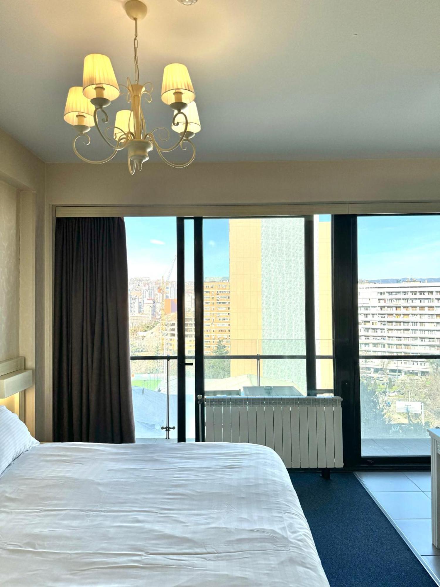 Full Comfort Apartment At Chavchavadze 트빌리시 외부 사진