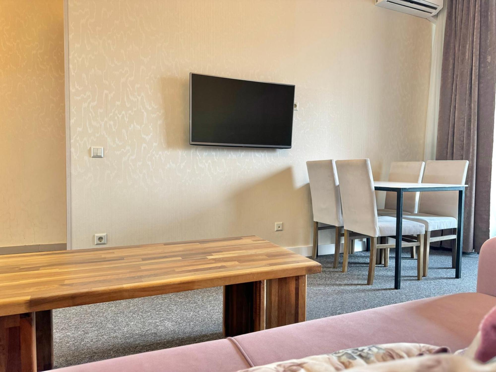Full Comfort Apartment At Chavchavadze 트빌리시 외부 사진